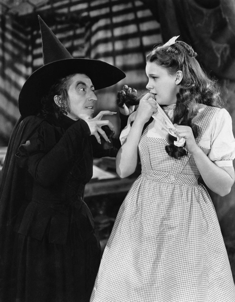 The Wizard  of Oz - Margaret Hamilton and Judy Garland - 1939