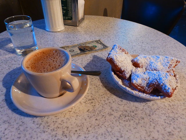 Cafe du Monde - Cafe au Lait and Beignets, New Orleans