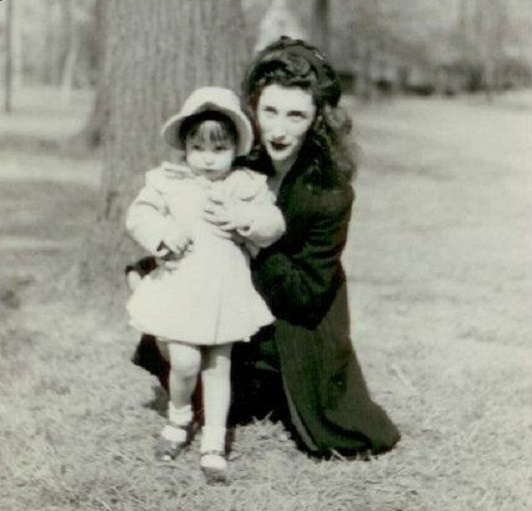 Mom - Milly Fiet - Copy